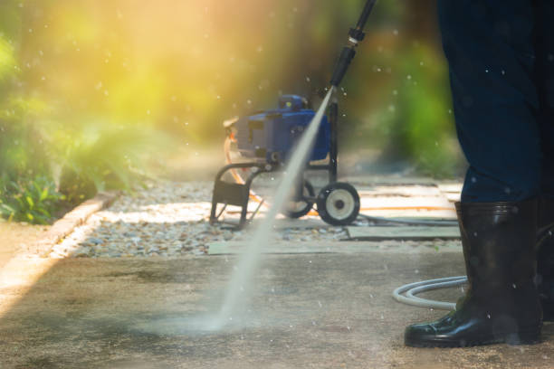 Best Pool Deck Cleaning  in East Aurora, NY